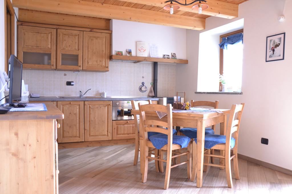 Ferienwohnung Lo Coppa Fen Aosta Exterior foto