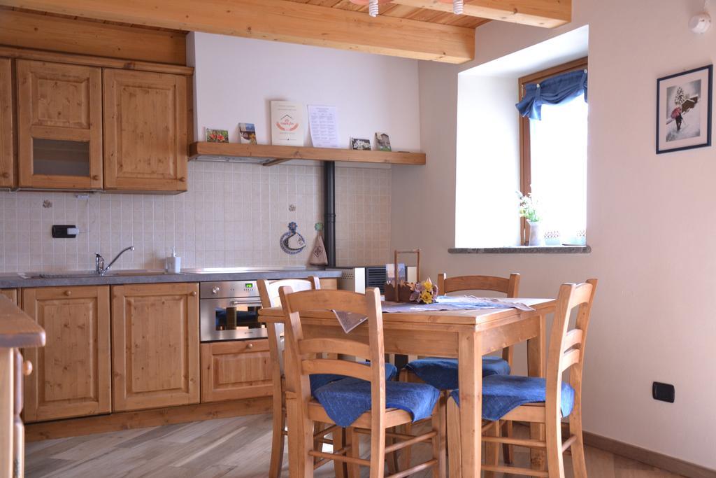 Ferienwohnung Lo Coppa Fen Aosta Exterior foto
